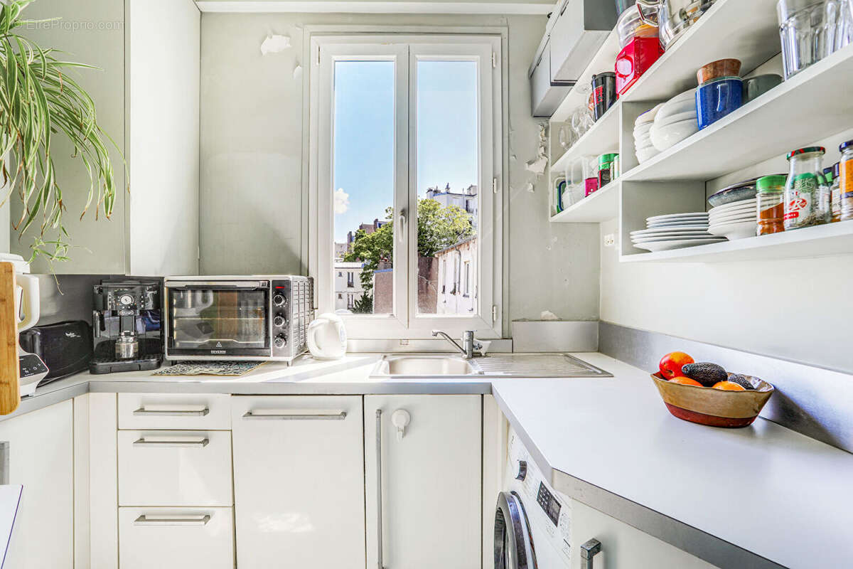 Appartement à PARIS-18E