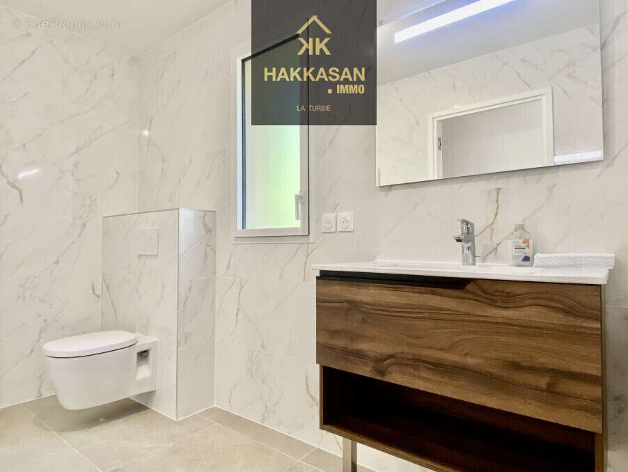 Appartement à LA TURBIE