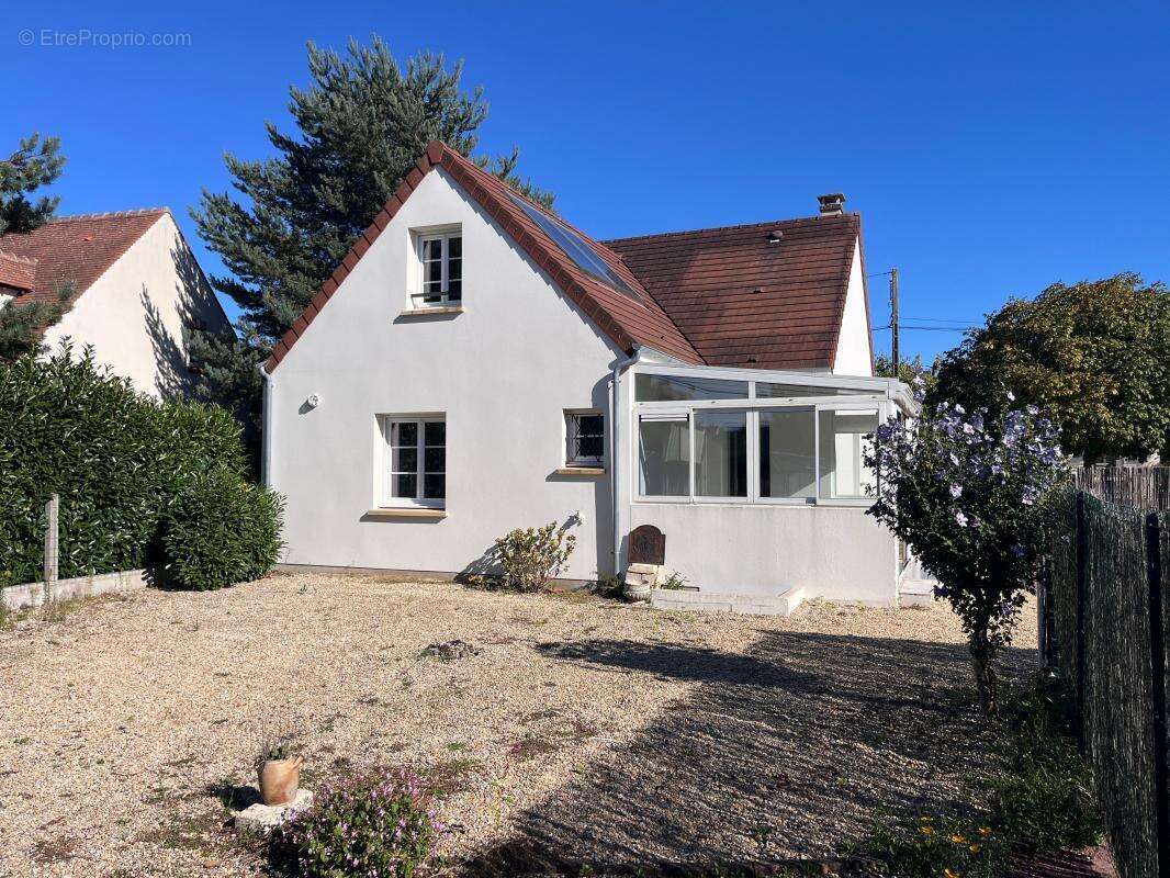 Maison à SAINT-DENIS-EN-VAL