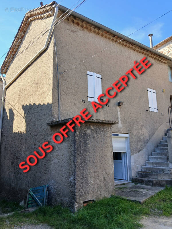 Maison à PORTES