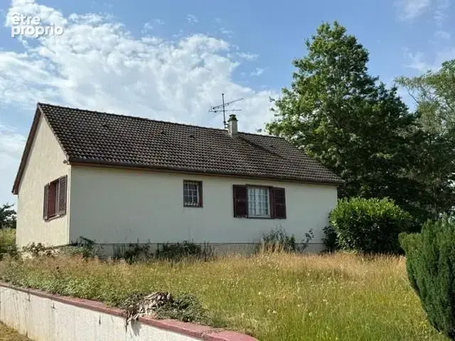 Maison 100 m² à Saint-Denis-De-Mailloc  - photo 2