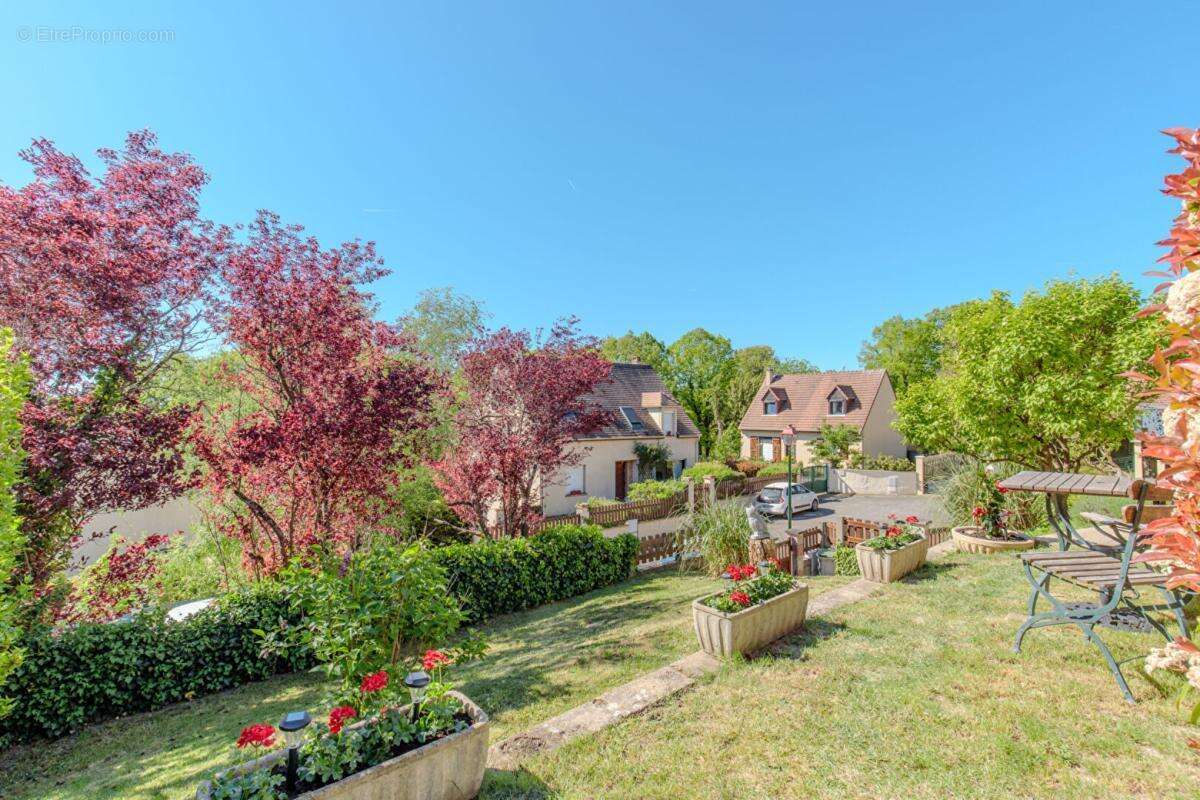 Exclusivite proprietes-privees : maison familiale à gaillon-sur-montcient - photo 17