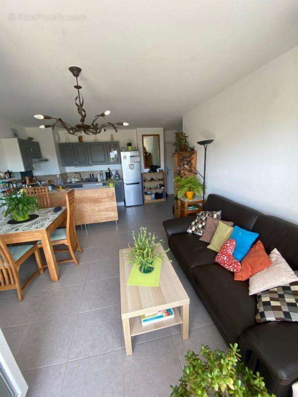 Appartement à MARSEILLE-12E
