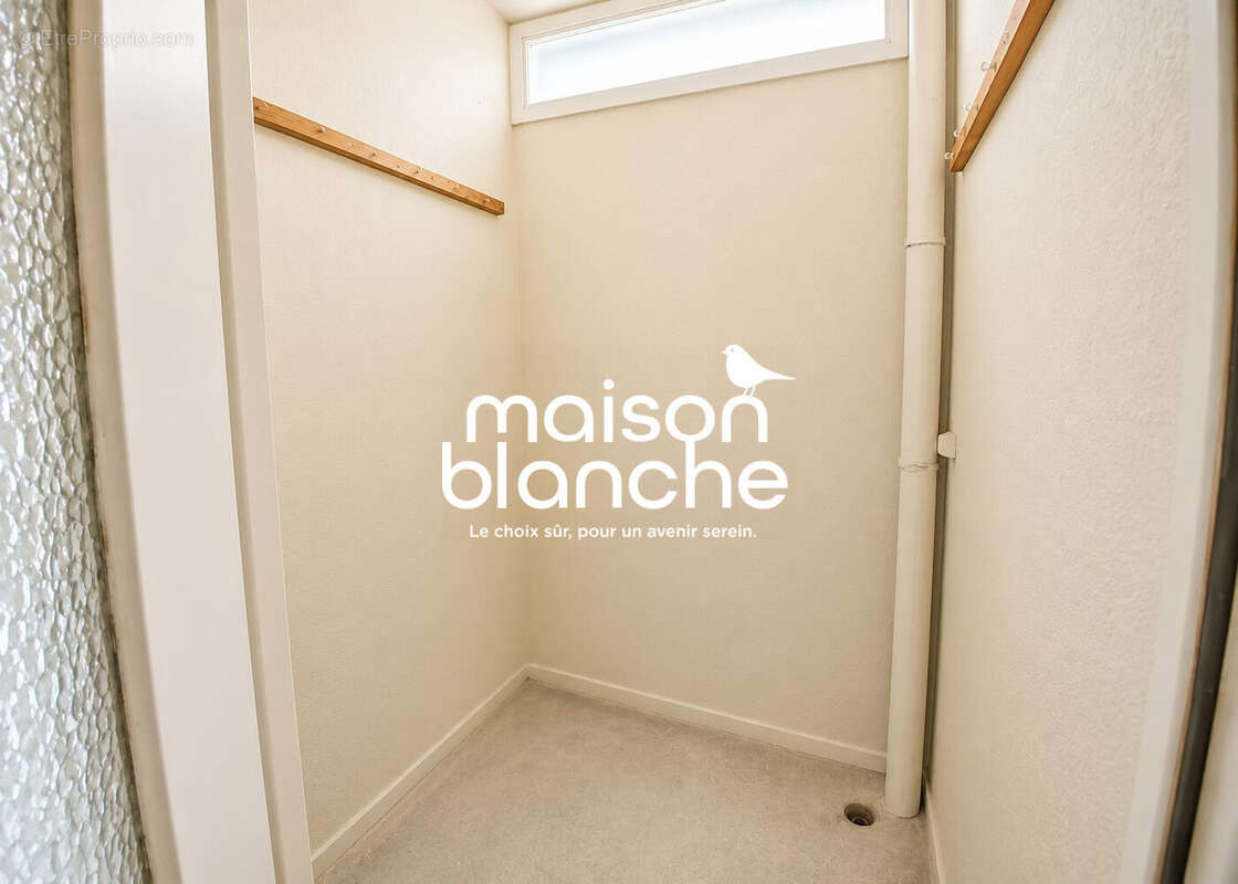 Appartement 74 m² à Parthenay  - photo 6