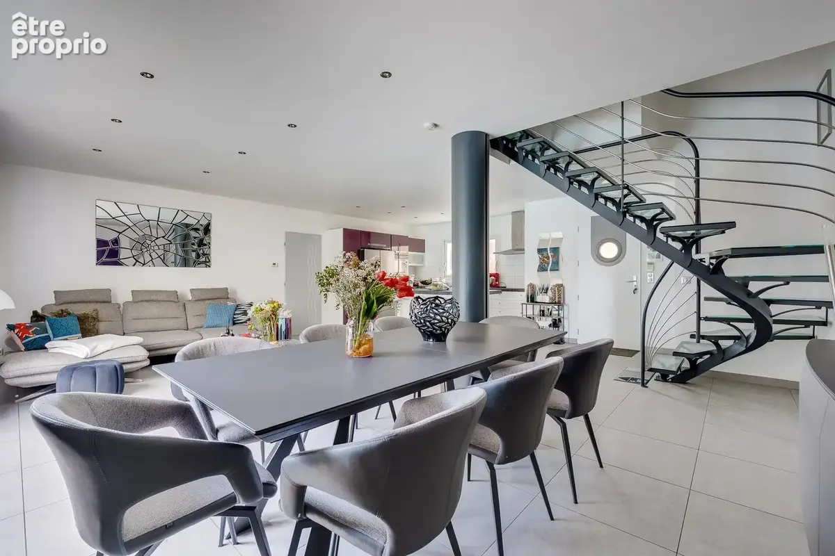 Maison 5 pièces 150 m² à vendre à Frouzins (31270) - photo 3