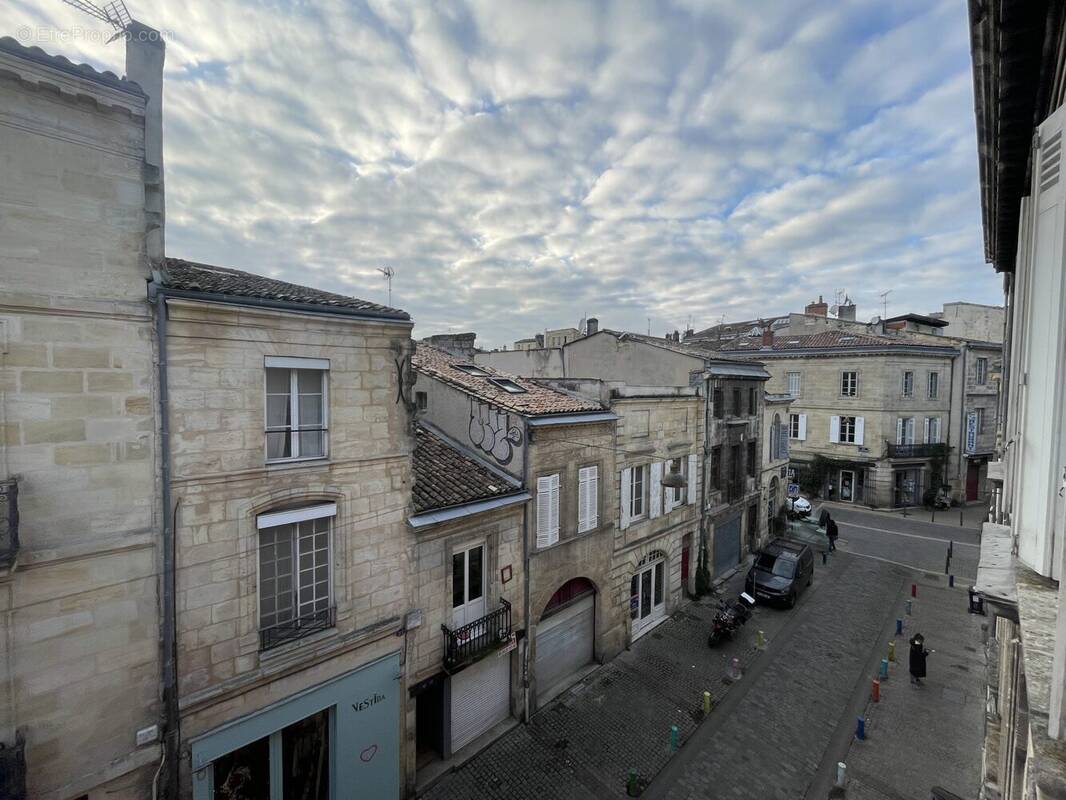 Appartement à BORDEAUX