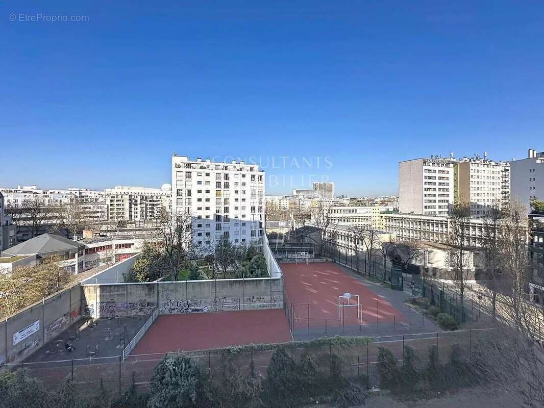 Appartement à PARIS-15E