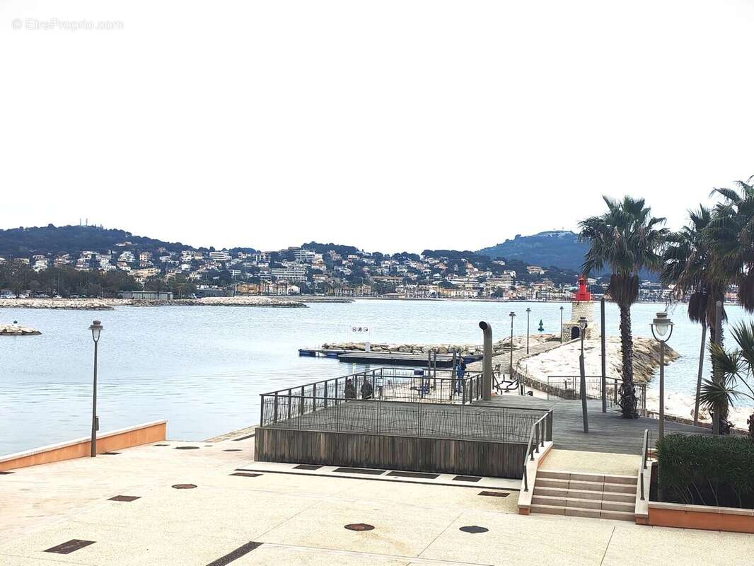 Appartement à SANARY-SUR-MER