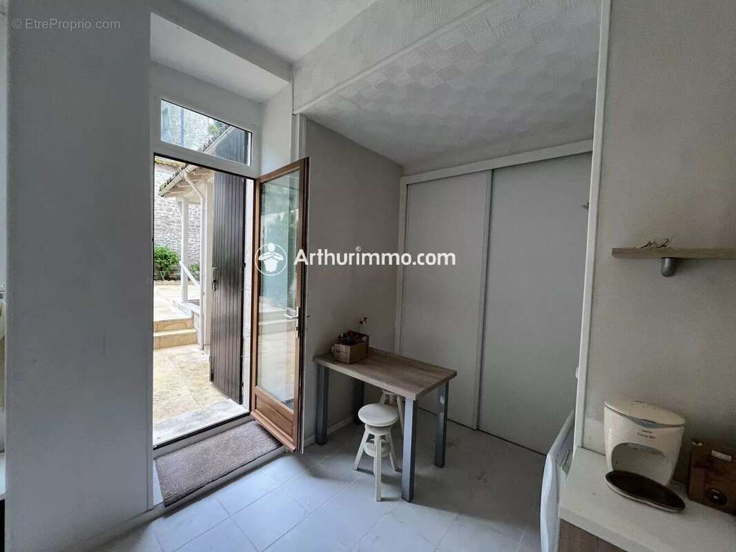 Vente Maison Saint-jean-d'angely(17400) 240 000ï¿œ - photo 6