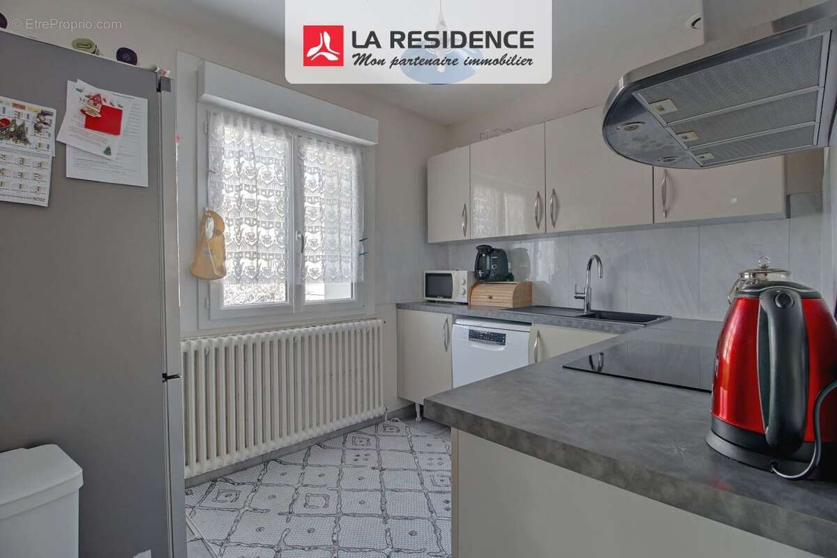 Maison à SAINT-ETIENNE-DU-ROUVRAY