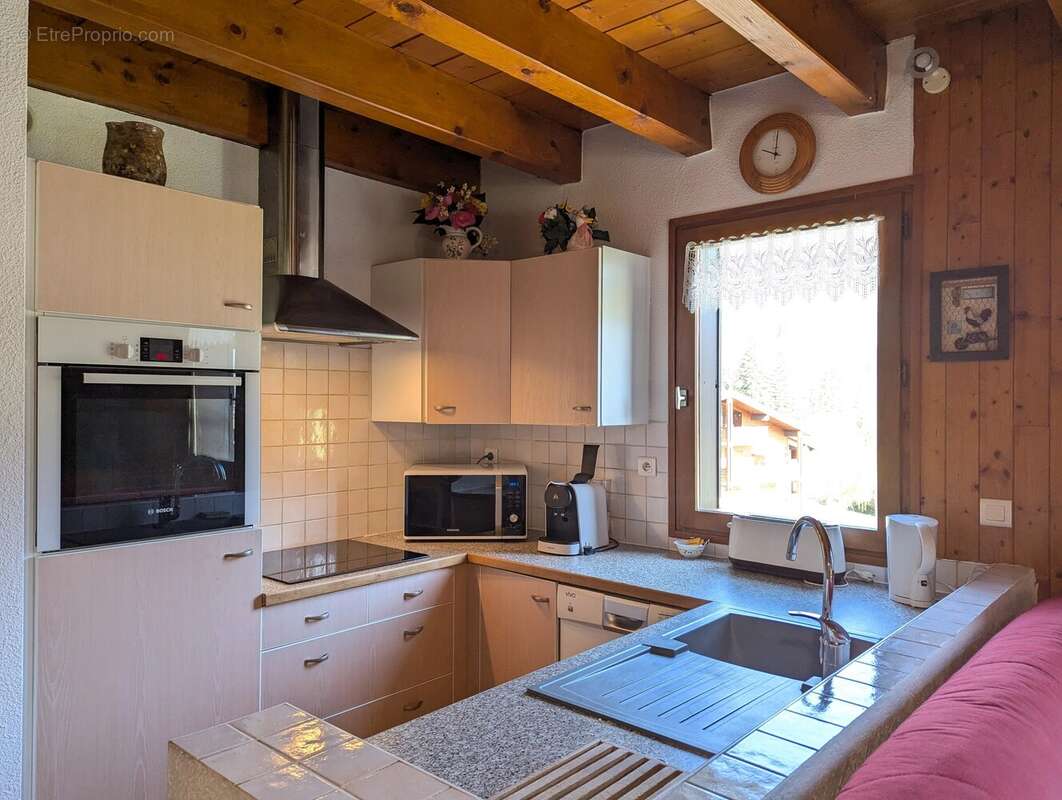 Appartement à MORILLON