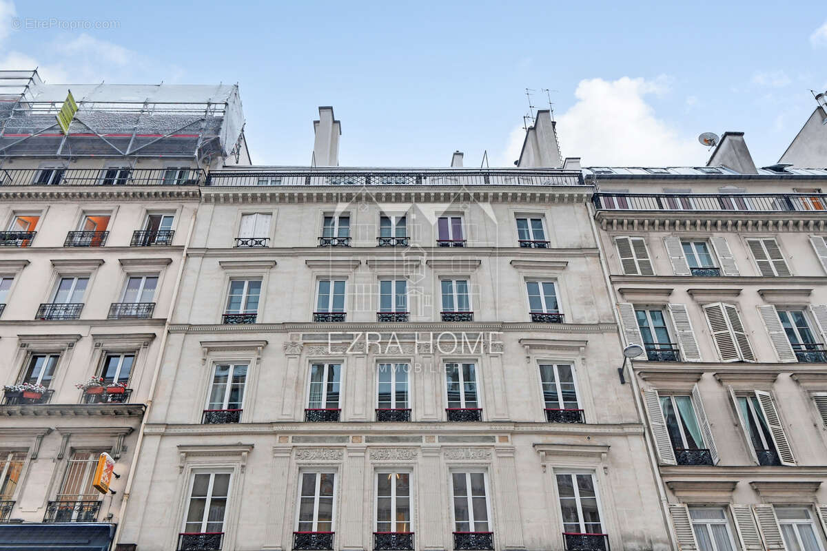 Appartement à PARIS-10E