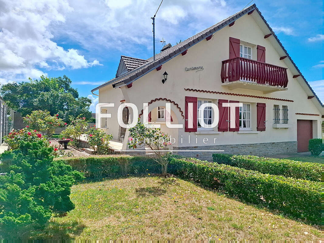 Maison à SAINT-GERMAIN-SUR-AY