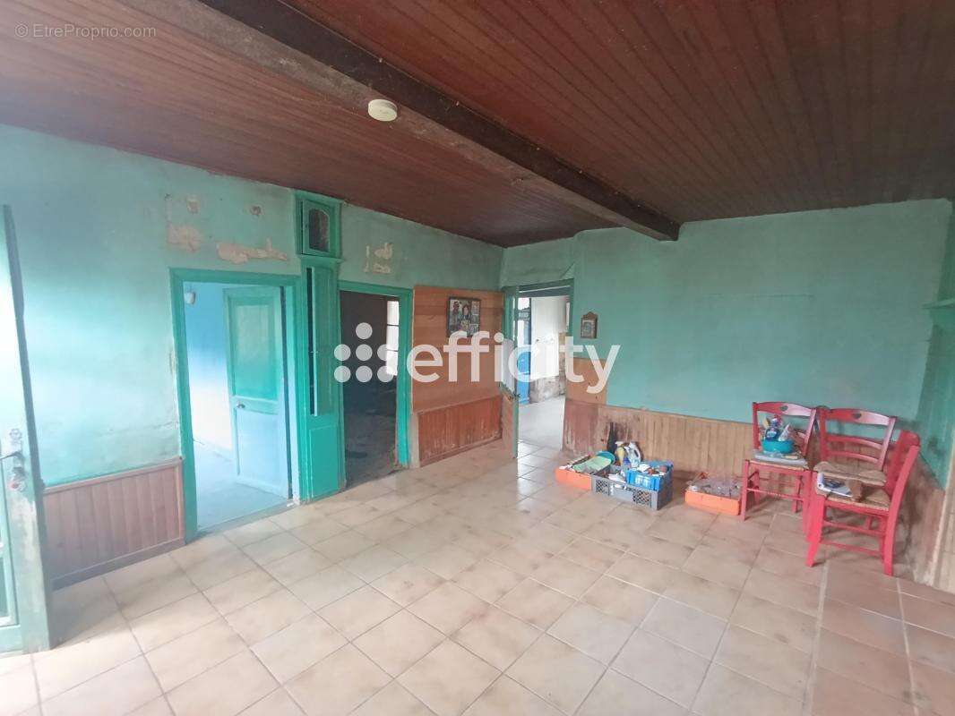 Maison à ERONDELLE