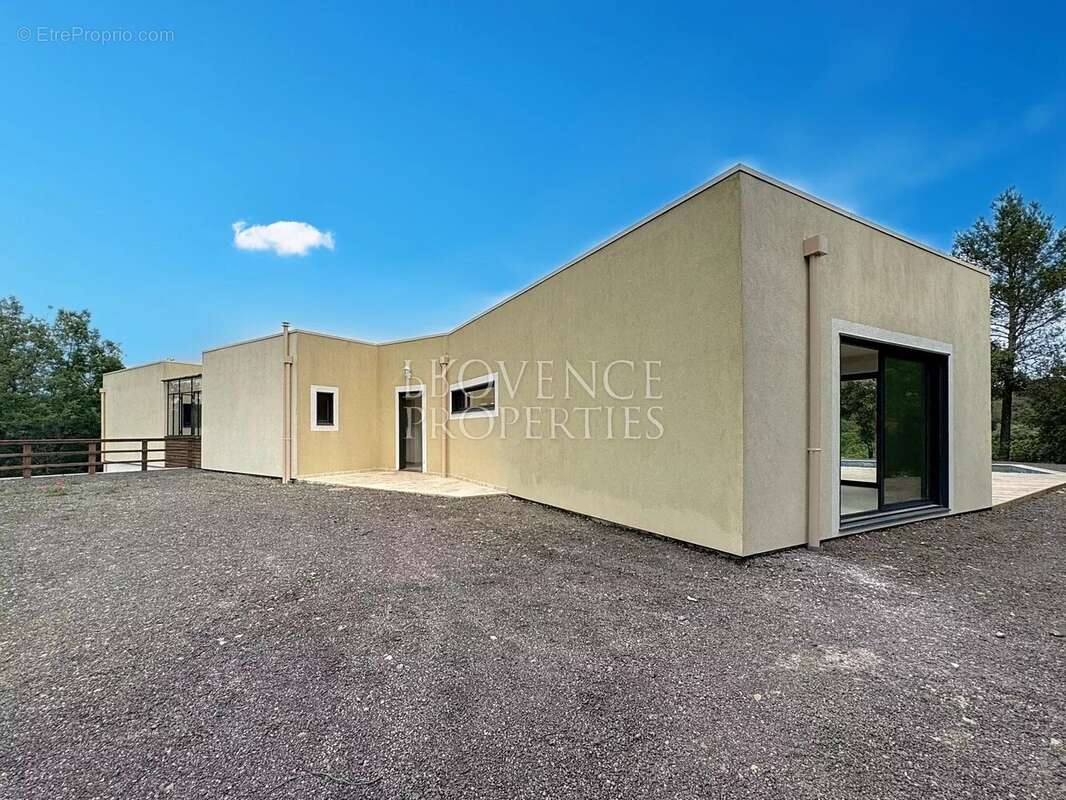 Maison à CHATEAUVERT