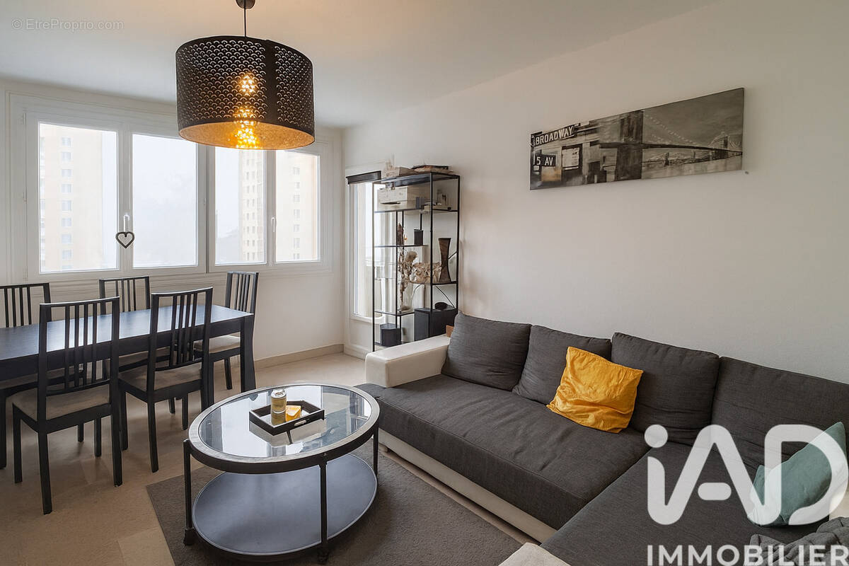 Photo 1 - Appartement à CHALON-SUR-SAONE