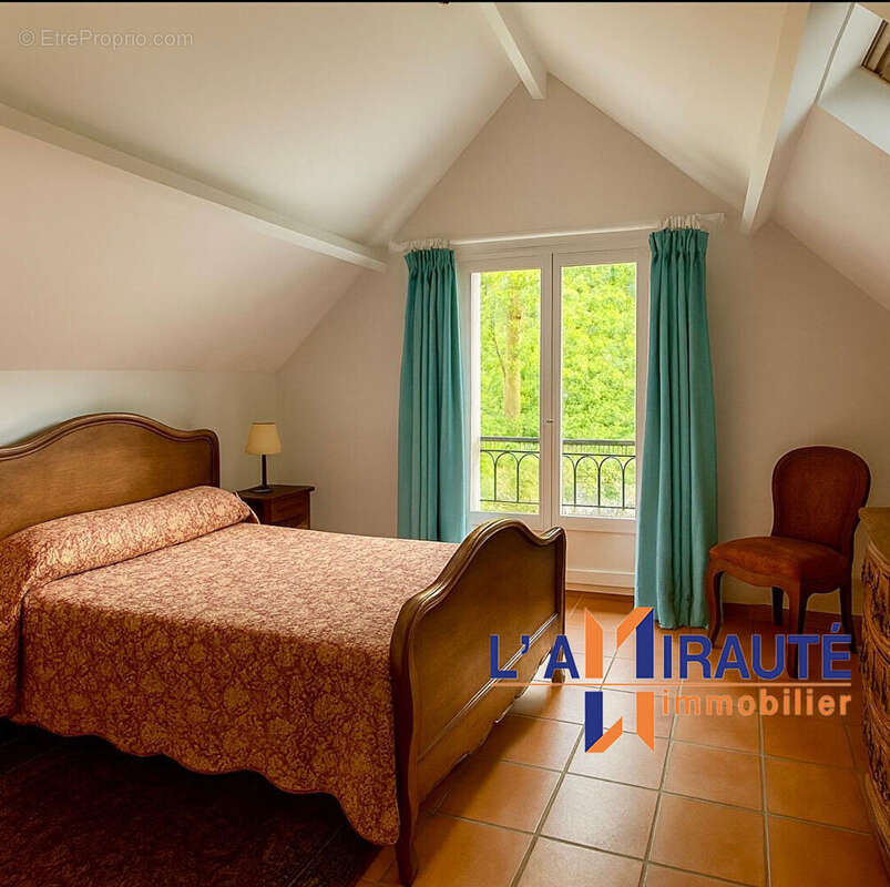 Maison à MAISONS-LAFFITTE