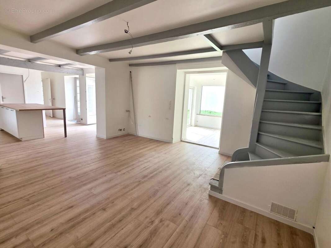 Photo 2 - Maison à PERIGNY