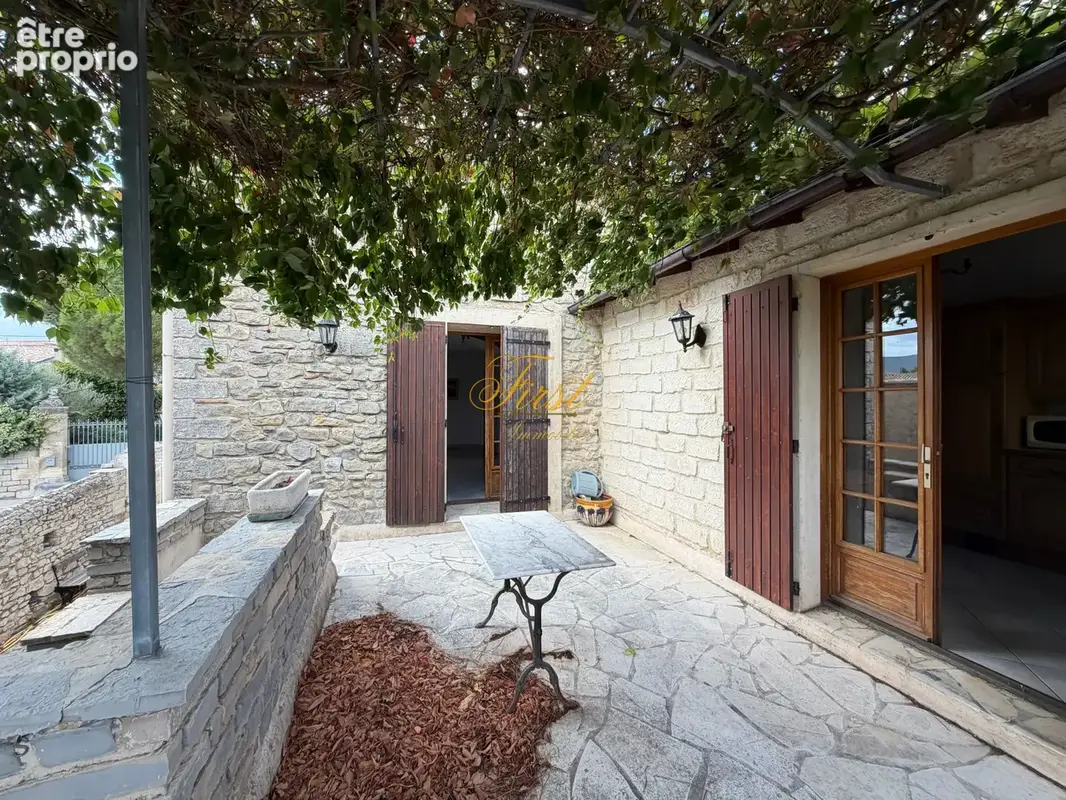 Maison en pierres T4 + T2 avec jardin, garage, terrasses à seulement 17 km de Montpellier - photo 8