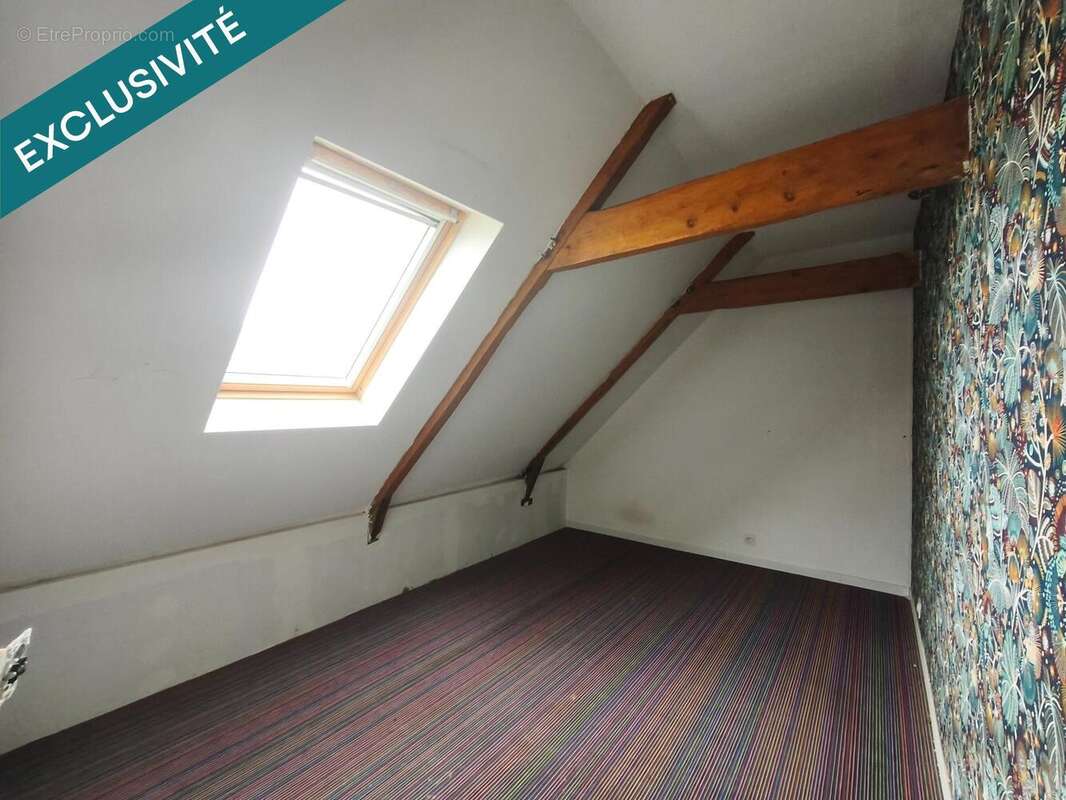 Maison 196 m² à Saint-Thegonnec  - photo 8