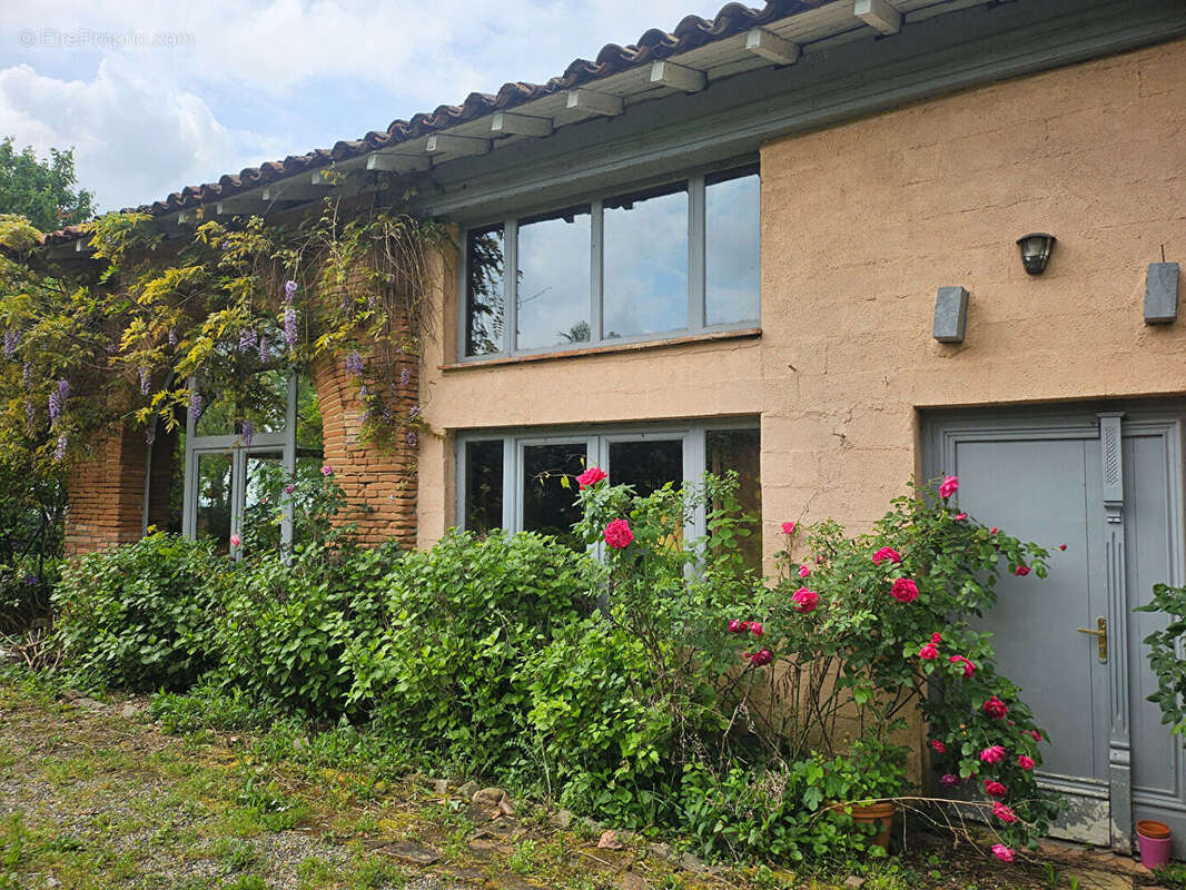 Maison Saint Rustice 5 pièces, 5 chambres. - photo 2