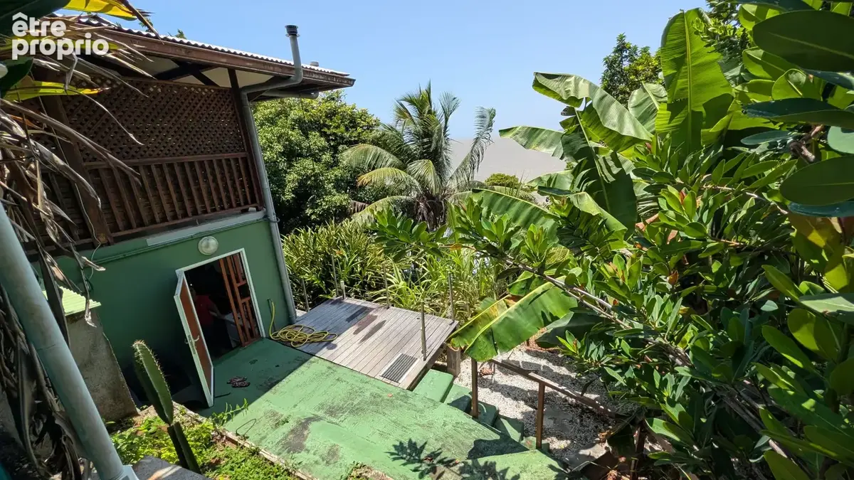Exceptionnel à Cayenne Bourda : Villa d’architecte avec vue mer panoramique et fort rendement locatif - photo 2