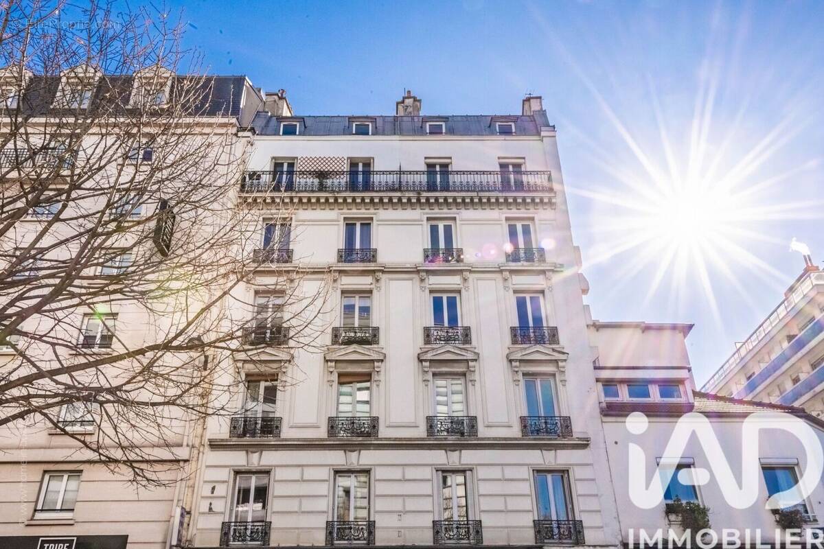 Photo 1 - Appartement à PARIS-17E