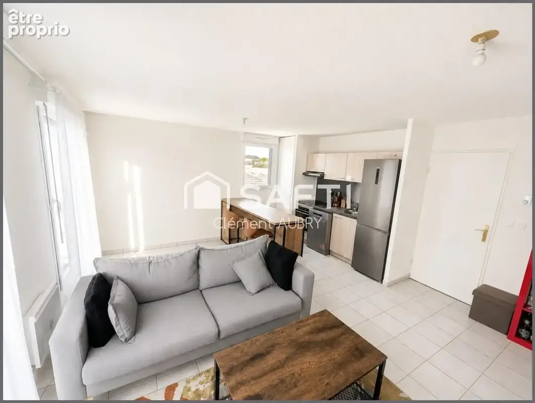 Photo 1 - Appartement à LAVAL