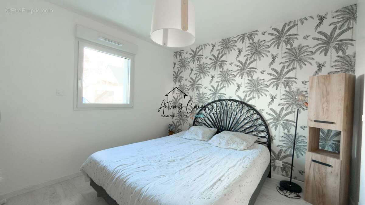 Chambre parentale - Maison à NIVILLAC