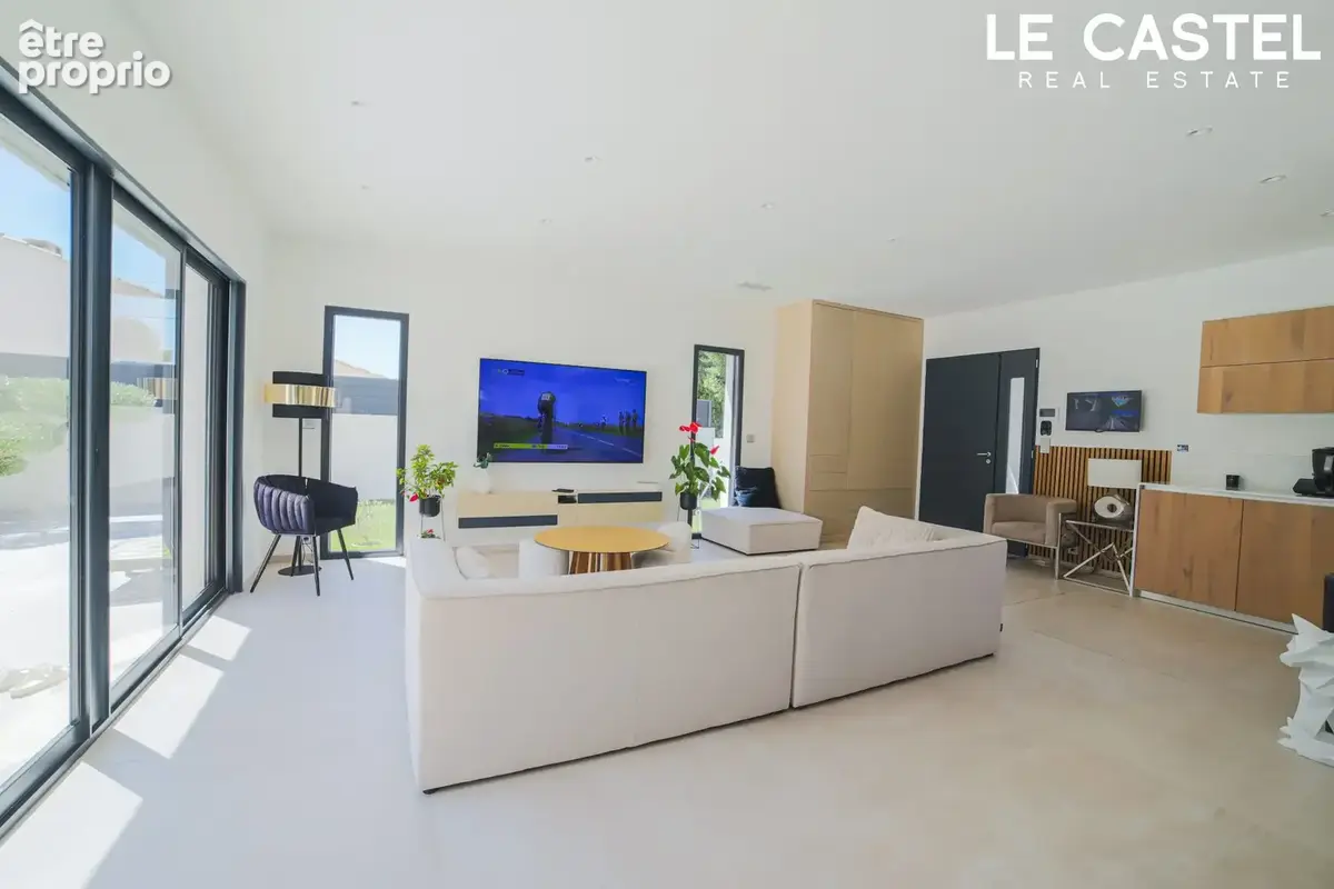 Maison 6 pièces 135 m² à vendre à Aubagne (13400) - photo 2