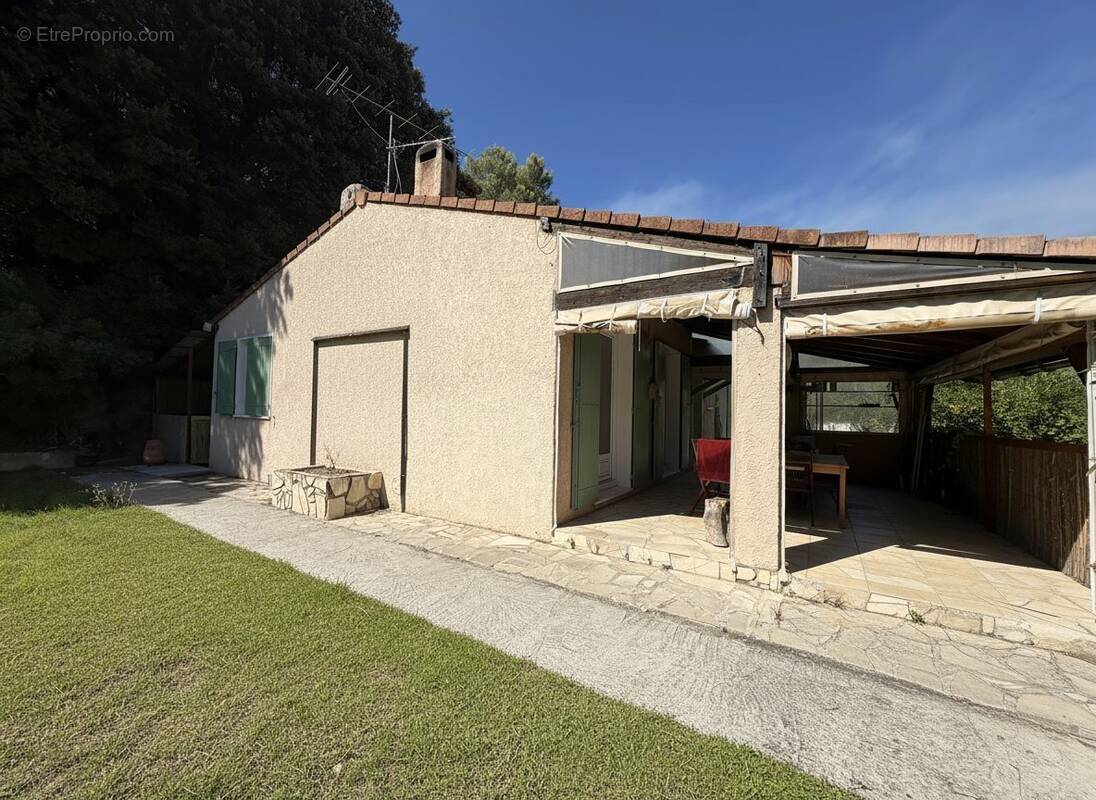 Maison à PIGNANS