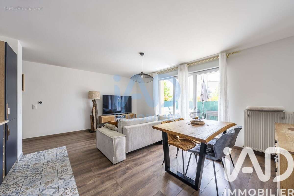 Photo 5 - Appartement à SAVIGNY-LE-TEMPLE