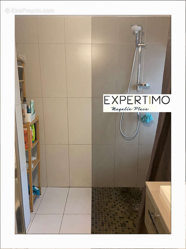 Appartement à BRON