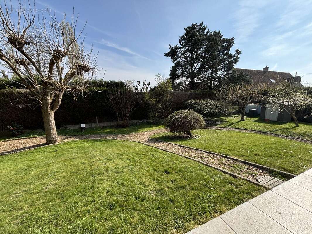 Maison 84 m² à Villebarou  - photo 6