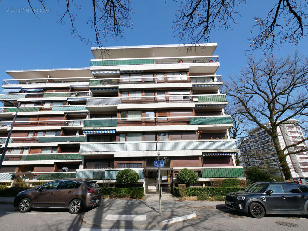 Appartement à QUINTAL