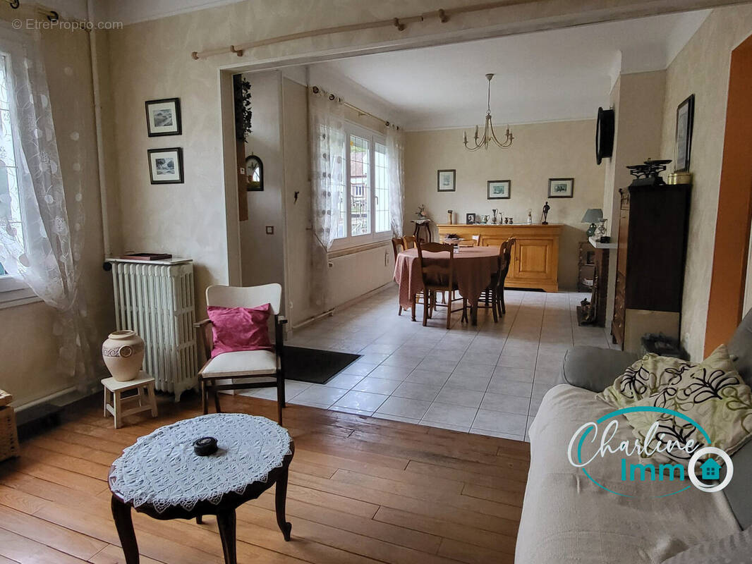 Maison à LONGPRE-LES-CORPS-SAINTS