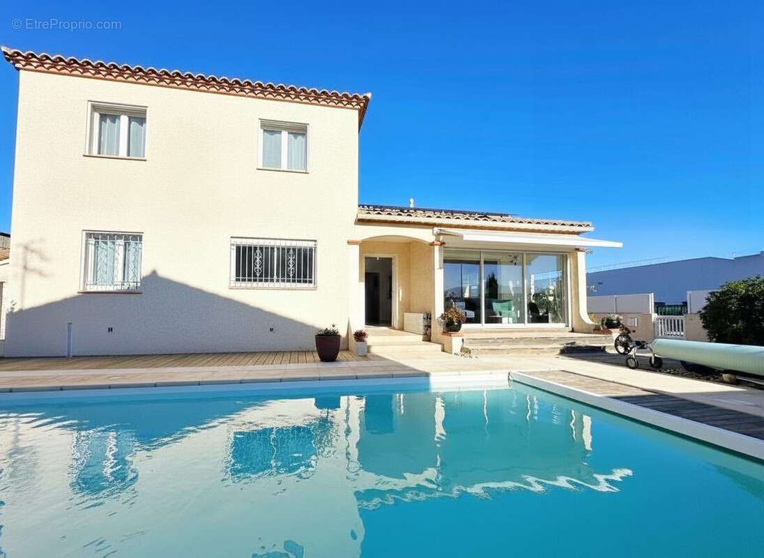 Maison 123 m² à Saint-Cyprien  - photo 8
