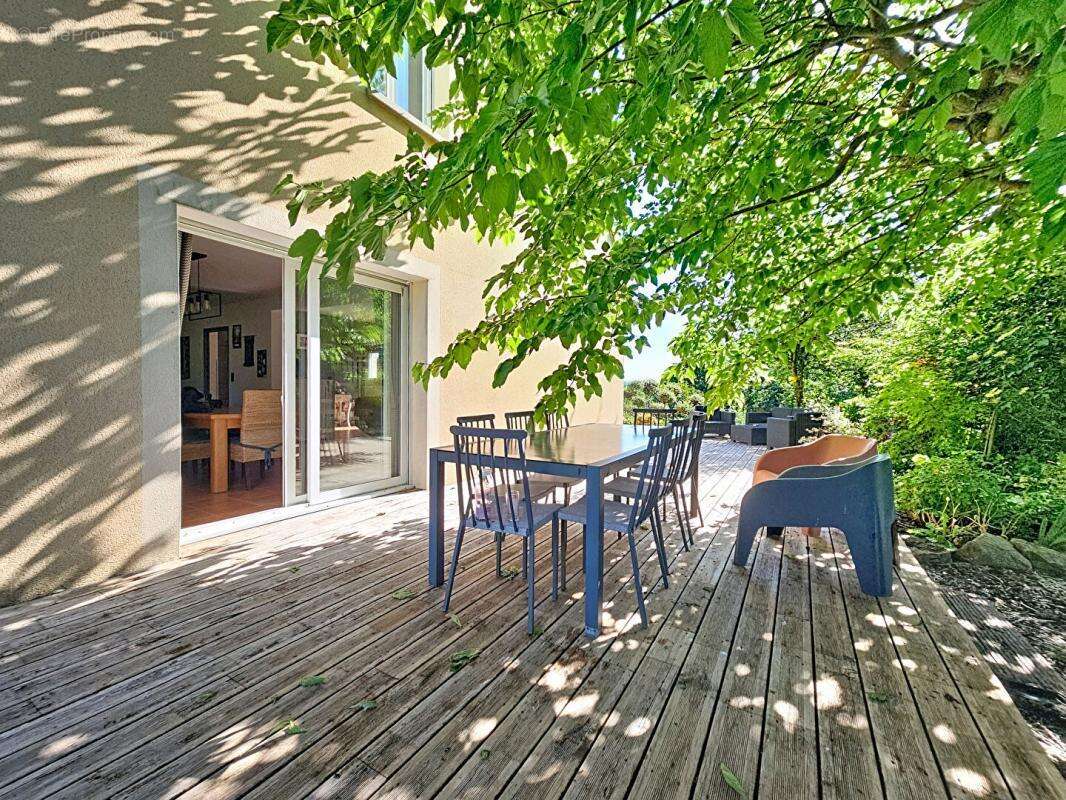 Maison 6  chambres - photo 2