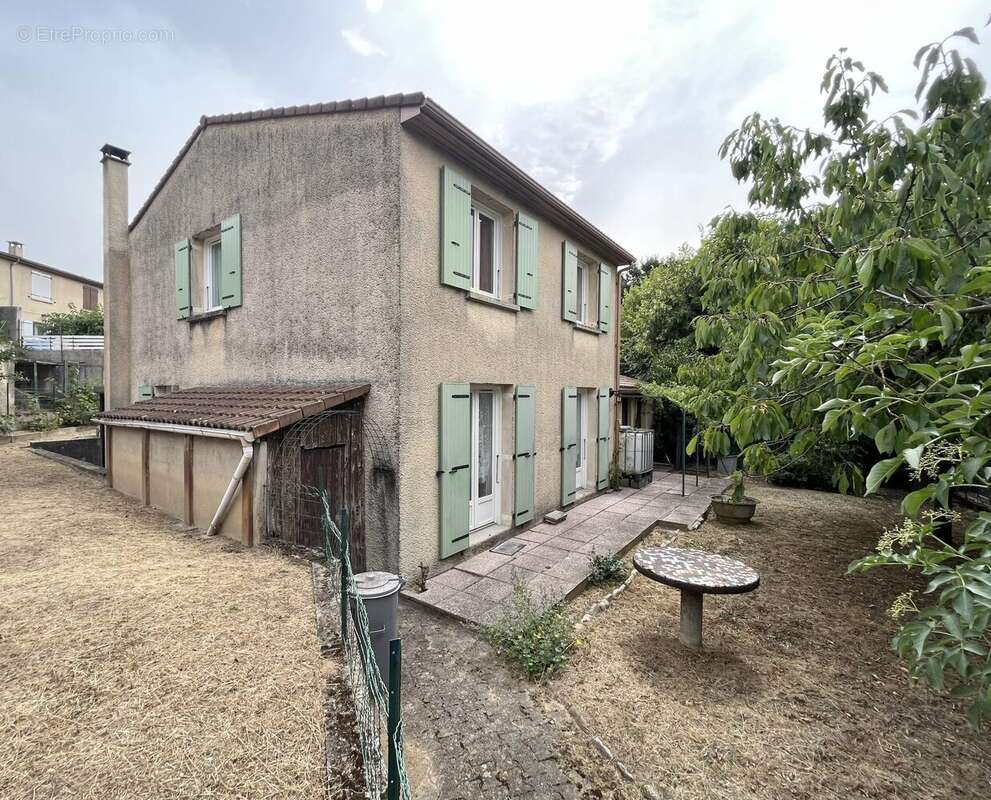Maison 107 m² à Lamastre  - photo 3