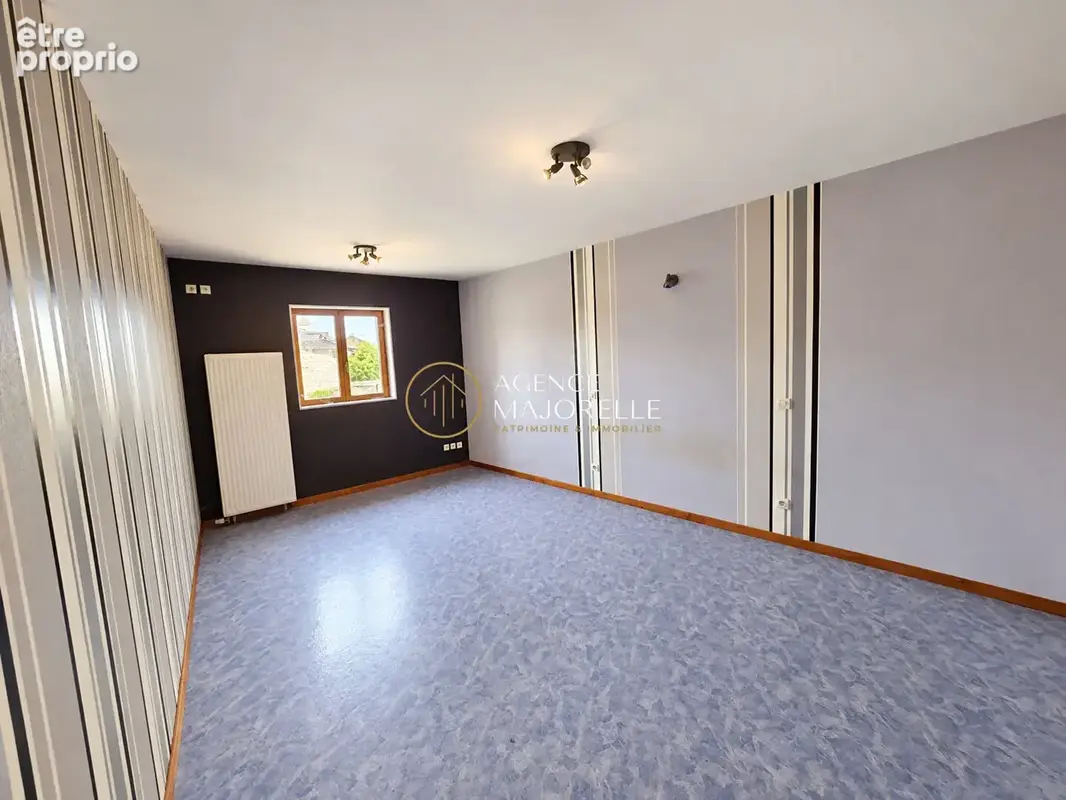 Maison de village à rénover,190 m², Terrain de plus de 1 000 m² ,Chamagne - photo 9