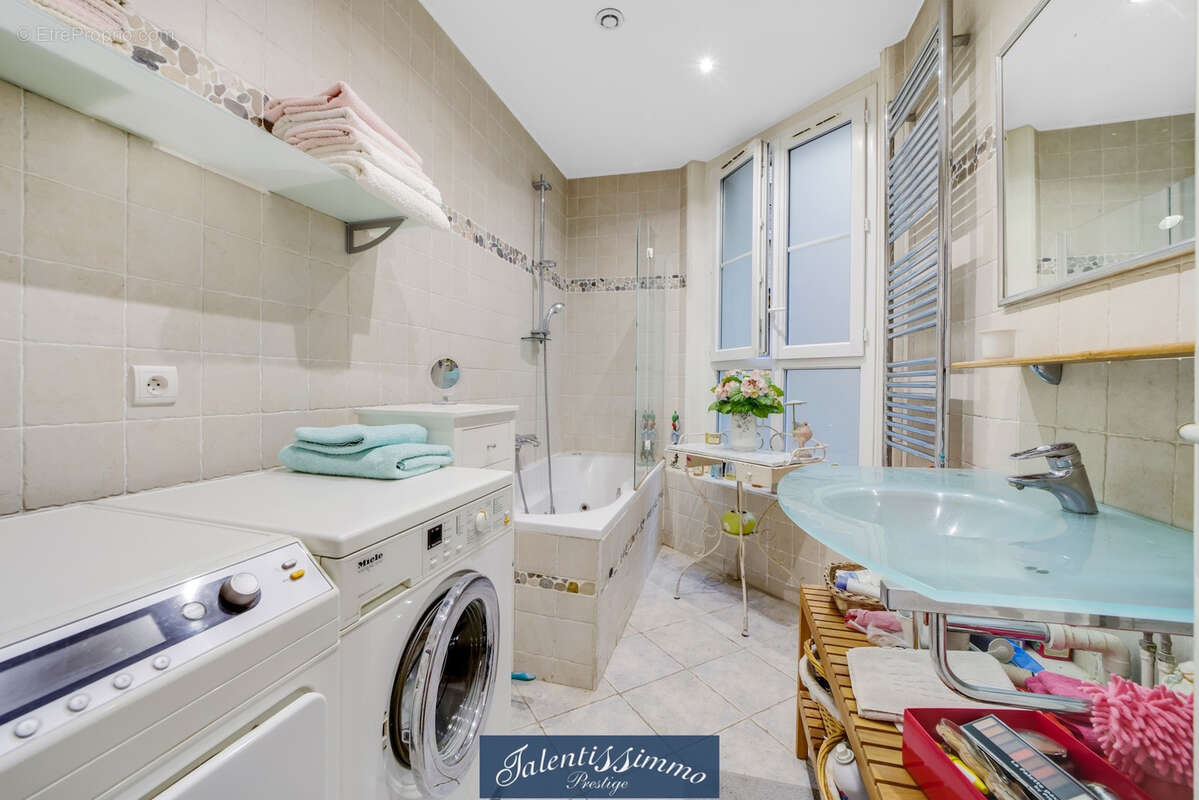 Appartement à PARIS-12E
