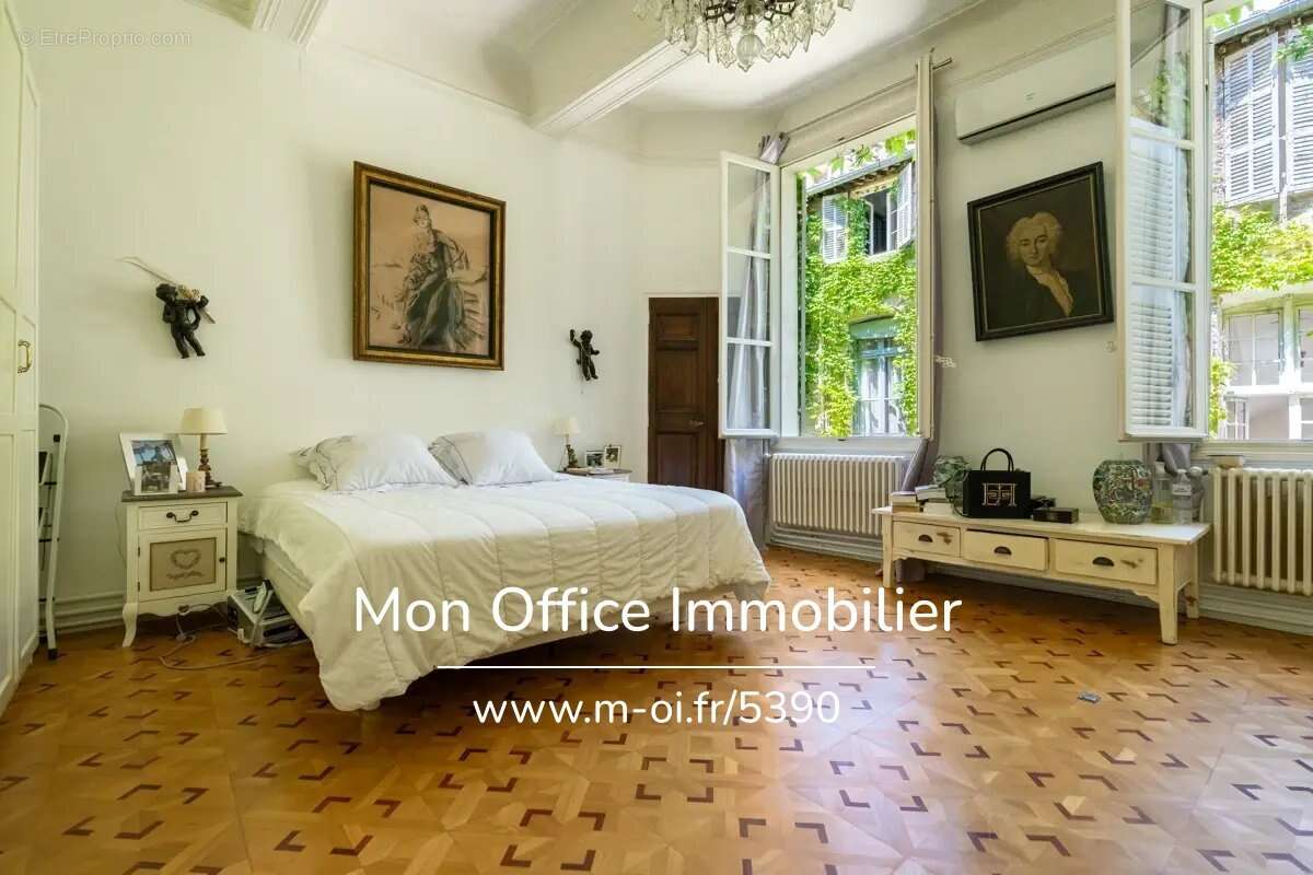 Appartement à AIX-EN-PROVENCE