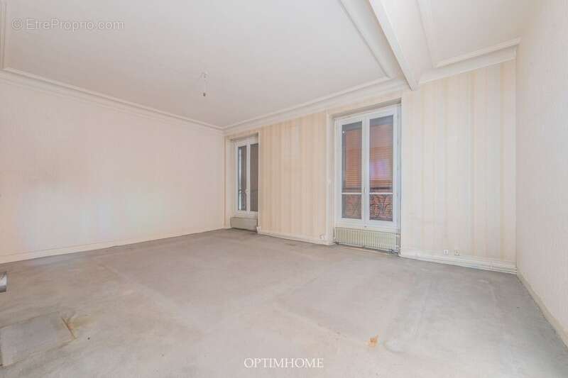 Appartement traversant de 3 pièces / 60.26 m² - SAINT MANDE (94) proche Bois de Vincennes - Fort potentiel - A rénover - photo 4