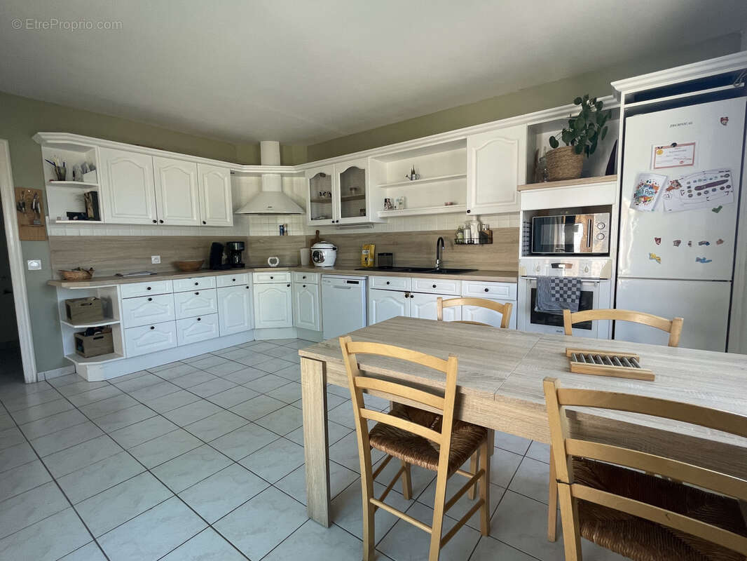 Maison à LES HERBIERS