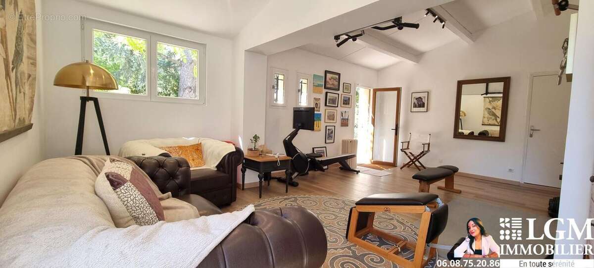 Aix-en-Provence Les Granettes - Bastide de charme 205 m² avec piscine sur 2 250 m² - photo 18