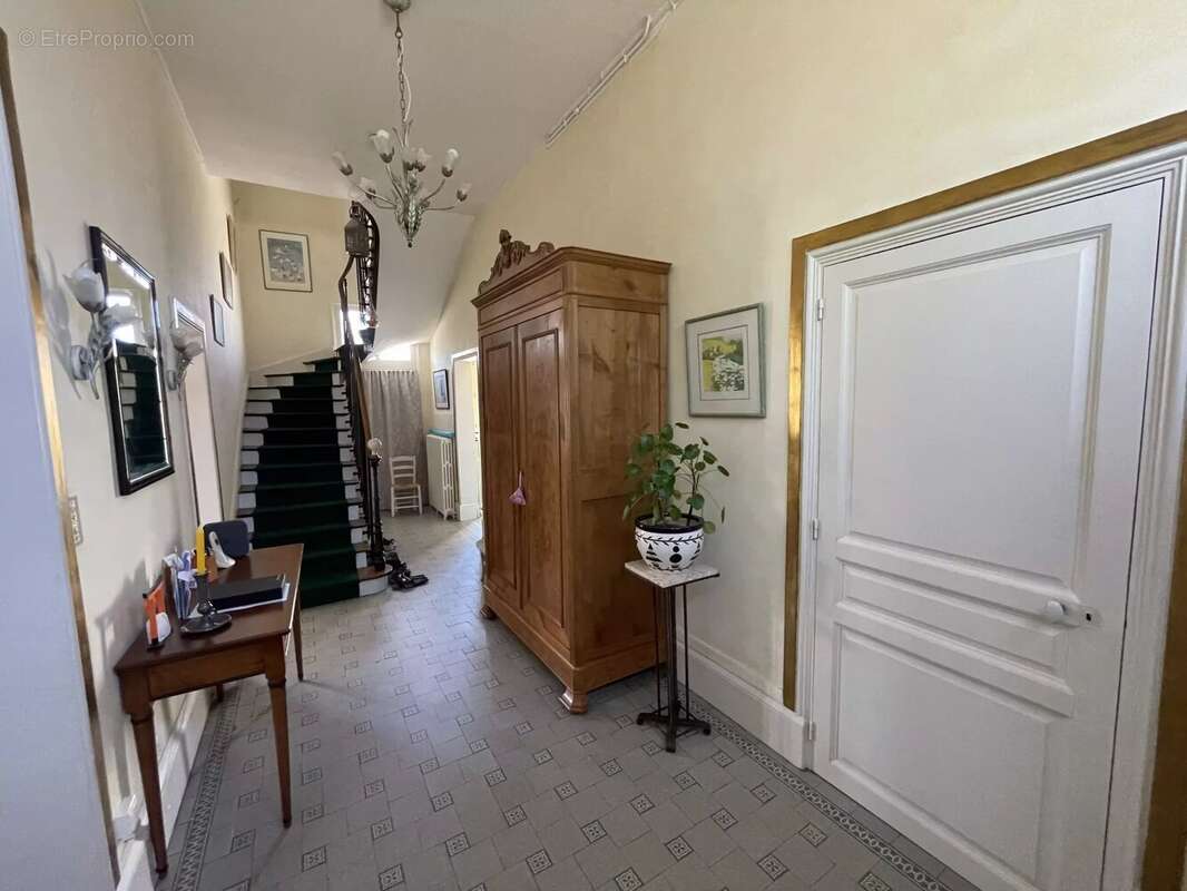 Maison à MONTREUIL-BELLAY