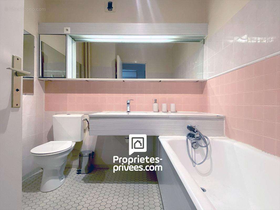 Appartement à L'HAY-LES-ROSES