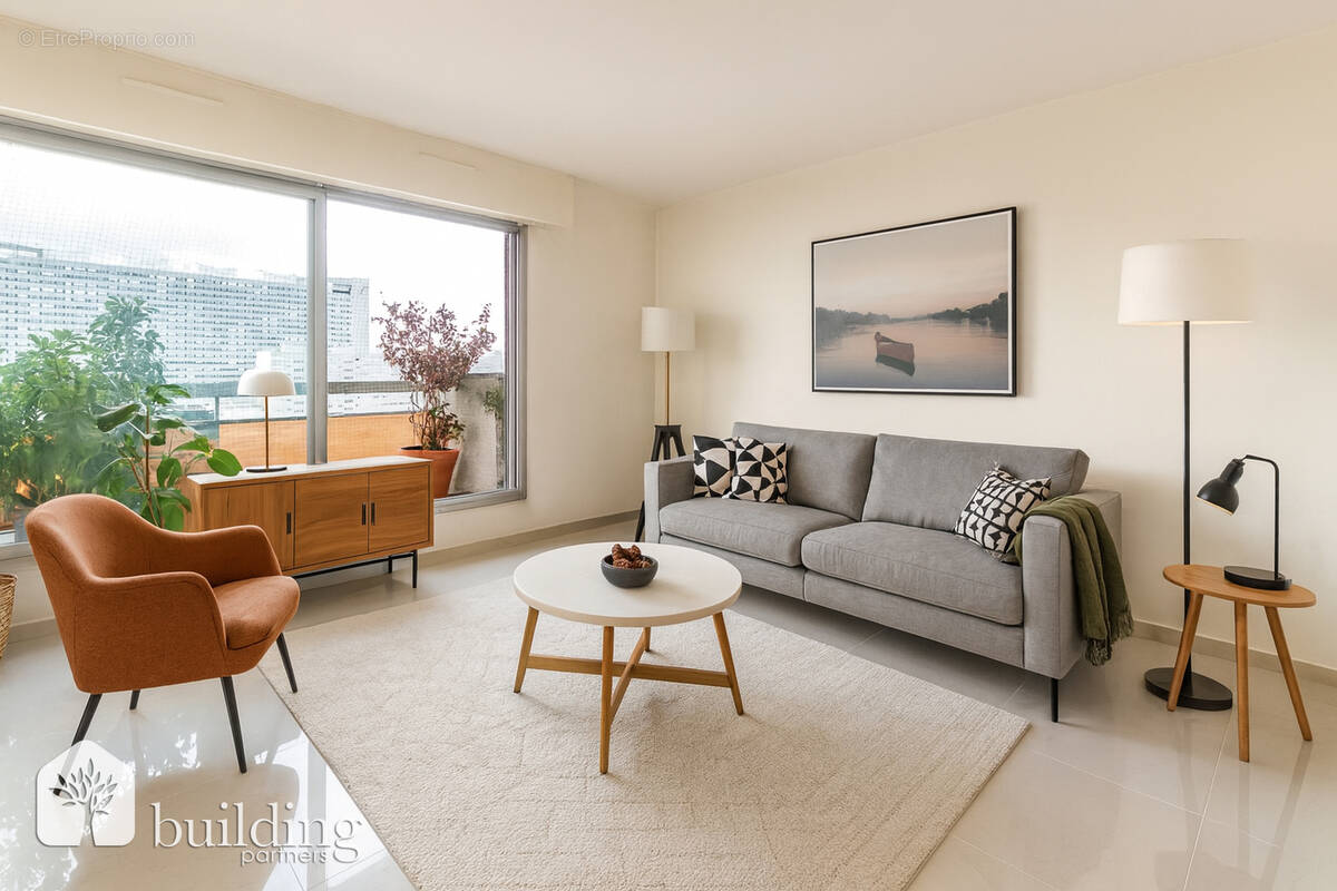 Appartement à COURBEVOIE