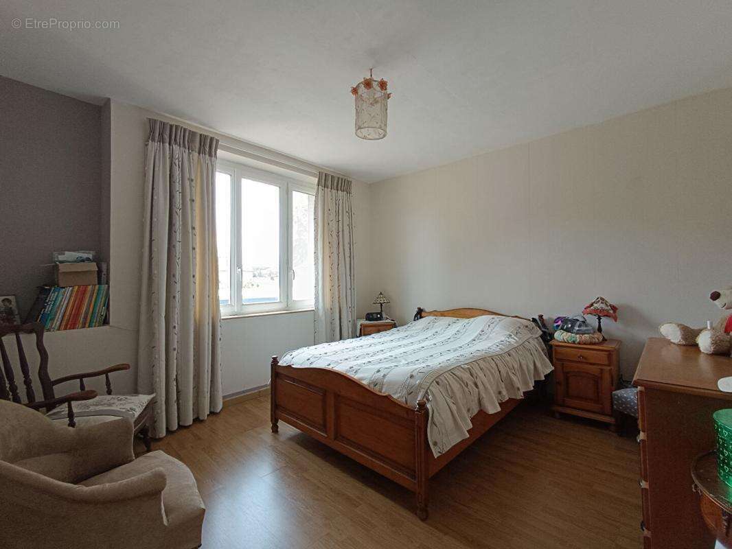 Maison à HARDRICOURT