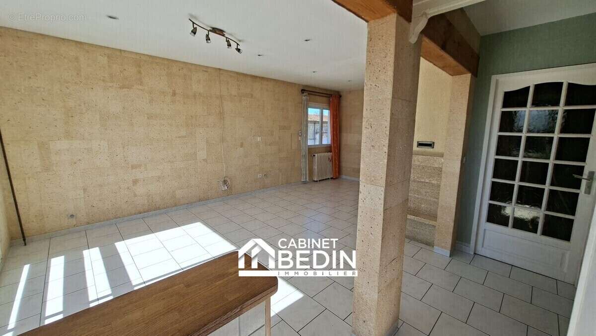 Maison à CUBZAC-LES-PONTS